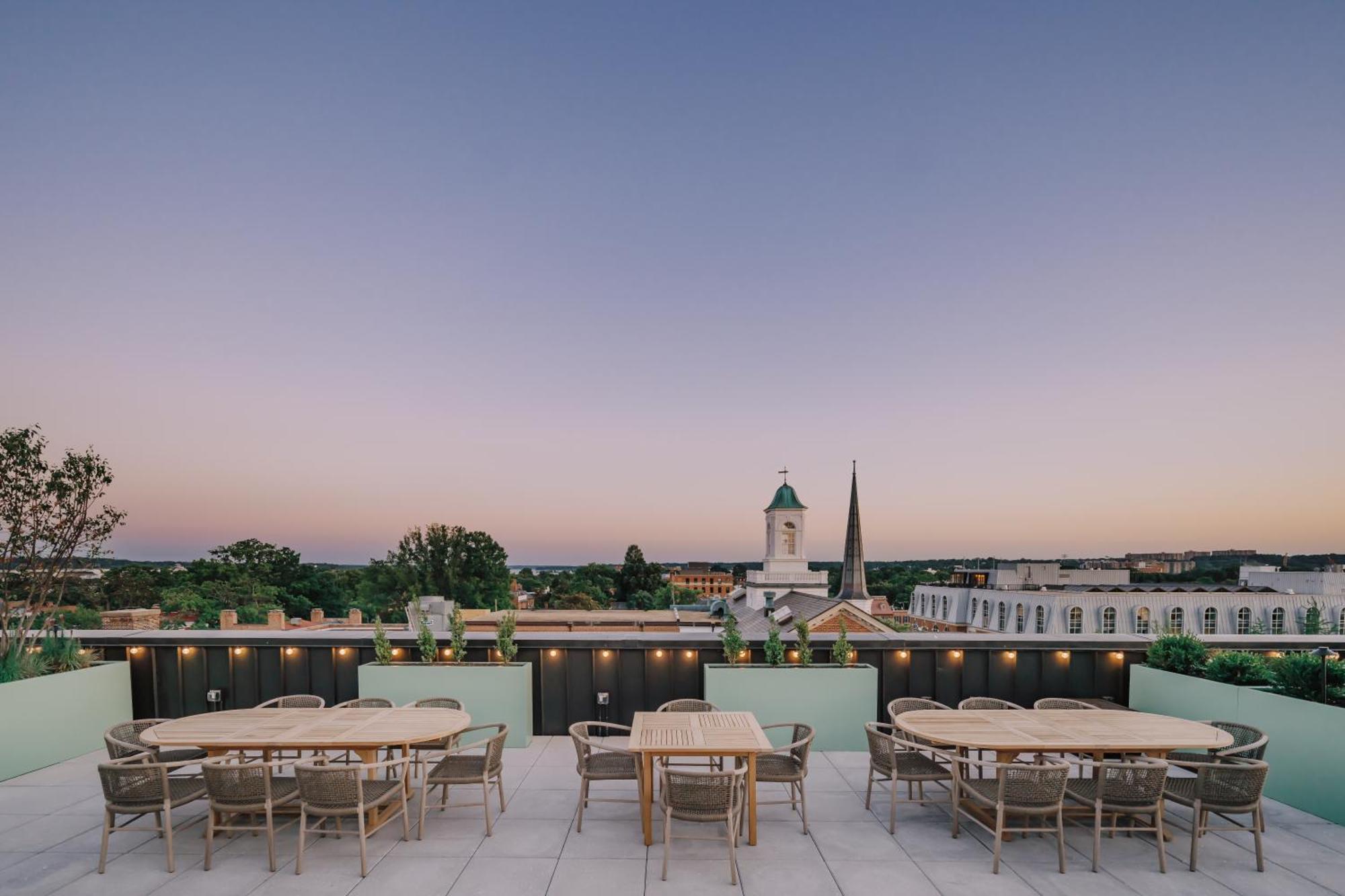 Hotel Heron Old Town Alexandria Extérieur photo
